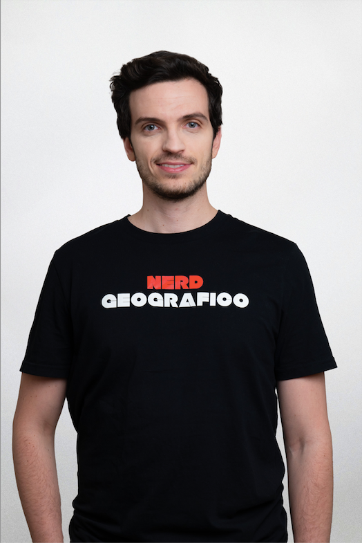 T-Shirt Classica: Nerd geografico