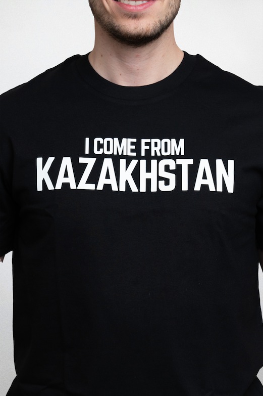 T-Shirt Classica: I come from Kazakhstan